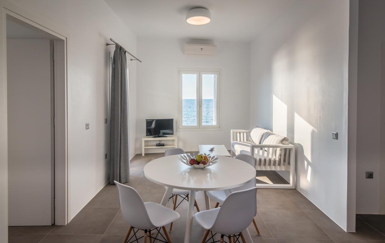 Milos Waves Luxury Apartments Pollonia Ngoại thất bức ảnh